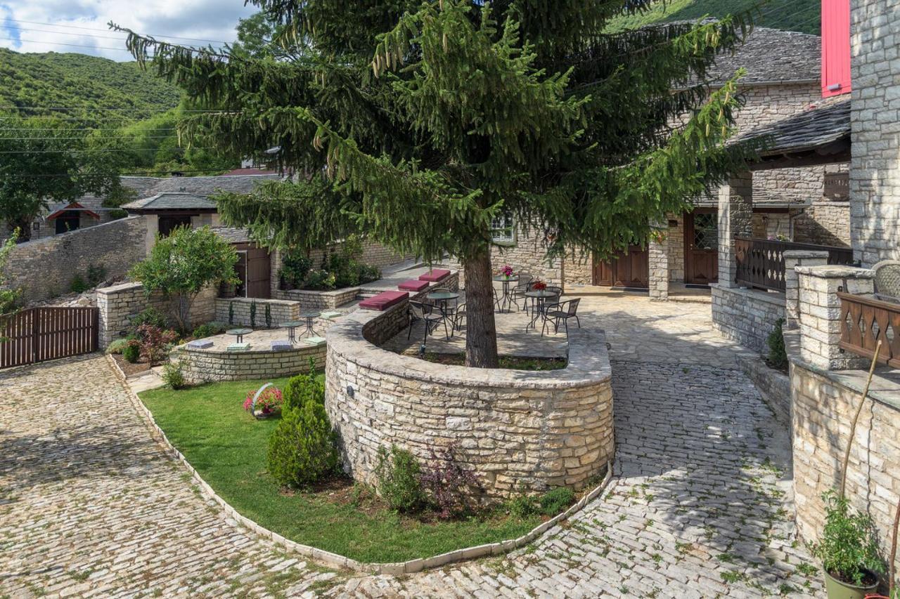 Hotel Ameliko Zagori à Áno Pediná Extérieur photo
