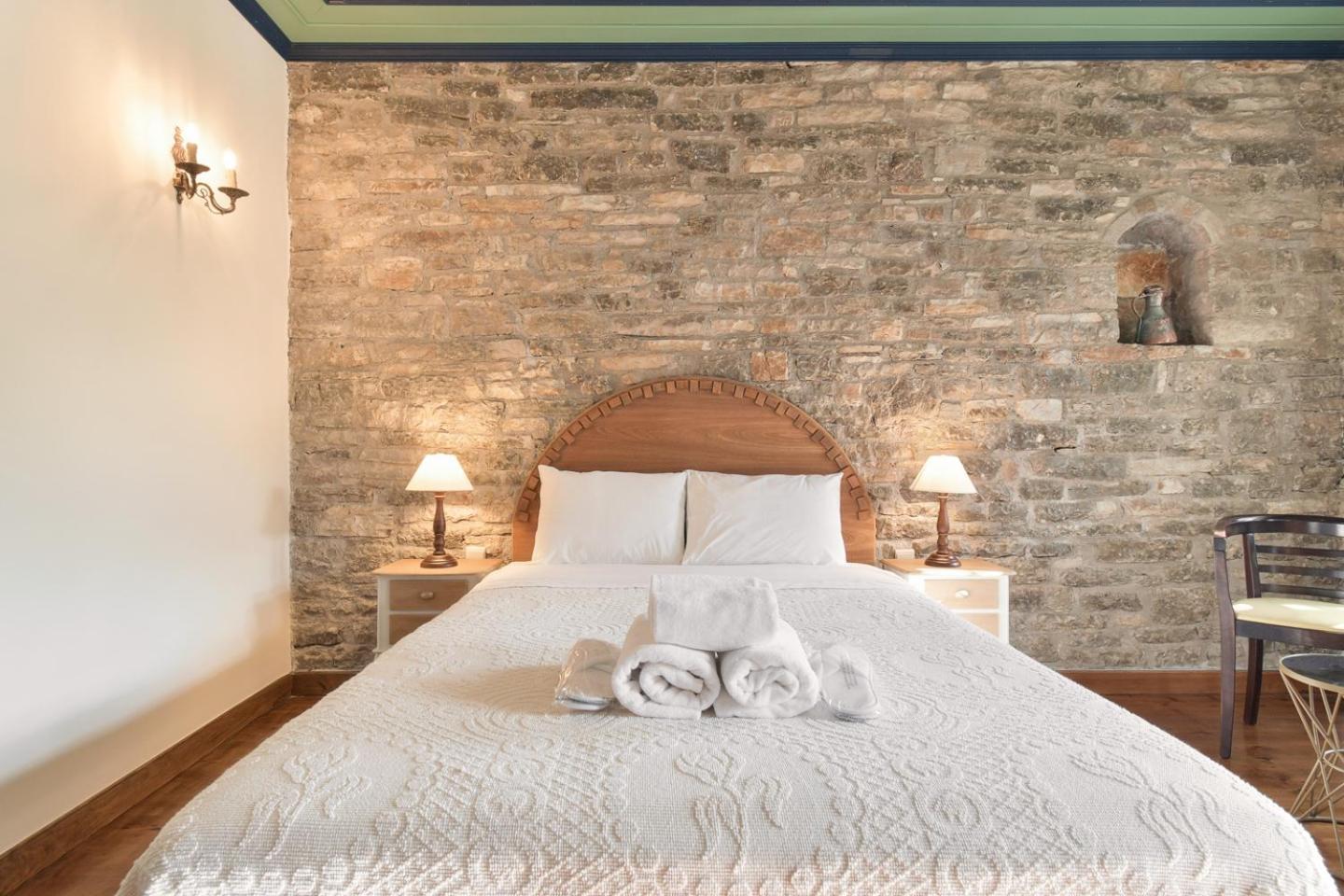 Hotel Ameliko Zagori à Áno Pediná Chambre photo